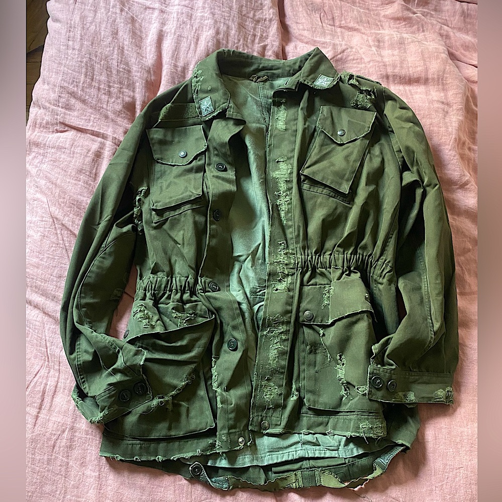 Military style jacket with sinched waist